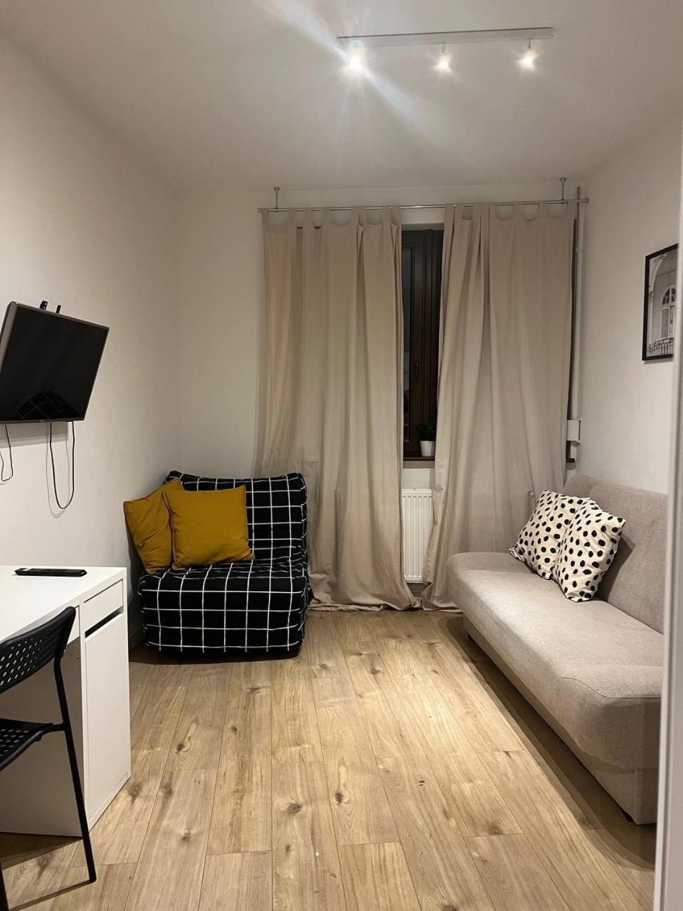 City Center - 3 Rooms - New Building - Private Parking Place - Garage Wroclaw Dış mekan fotoğraf