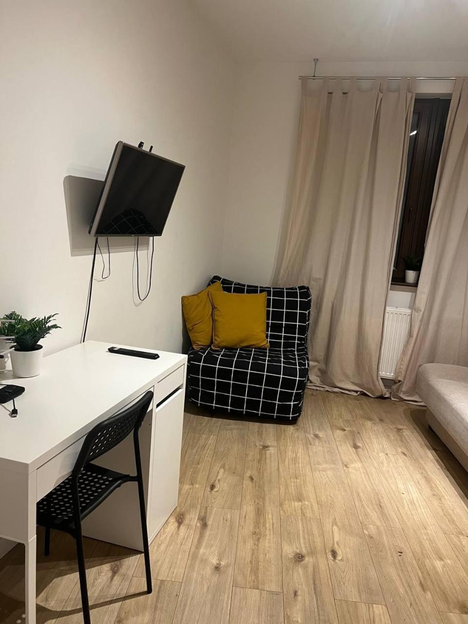 City Center - 3 Rooms - New Building - Private Parking Place - Garage Wroclaw Dış mekan fotoğraf